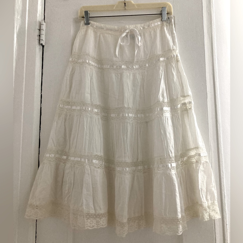 White cotton & lace skirt